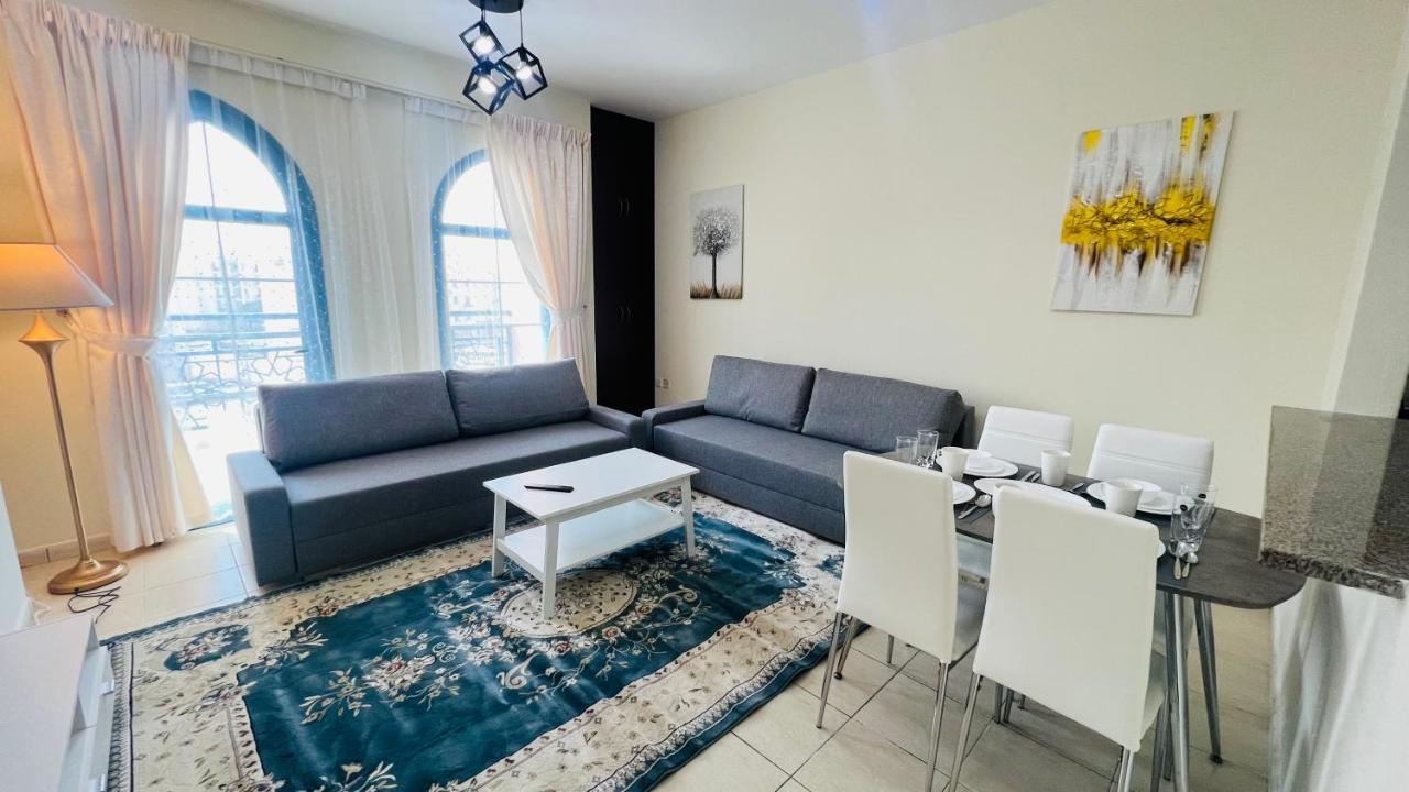 Appartement Newly Furnished Cozy One Bed 2 Bathroom View
